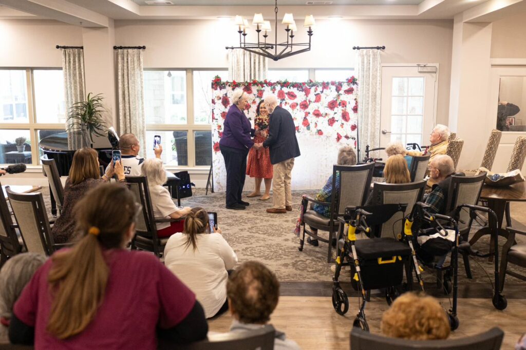 Buda Oaks | Sarah and Tom renewing their vows